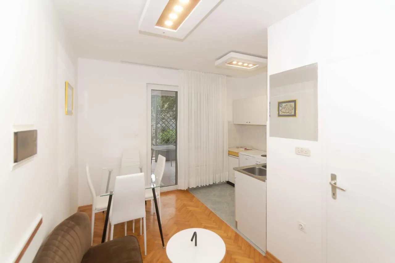 Apartments Jasna 1 Novigrad