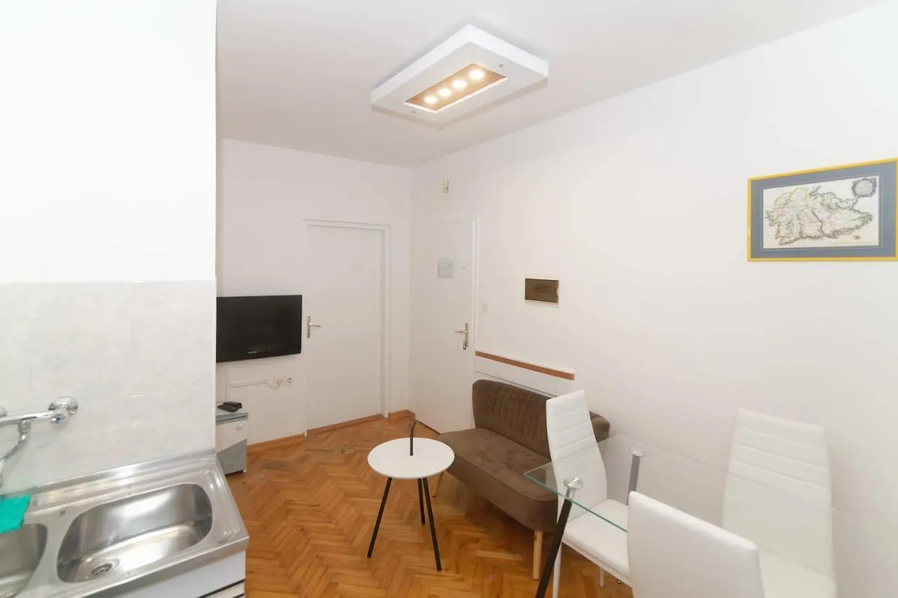 Apartments Jasna 1 Novigrad